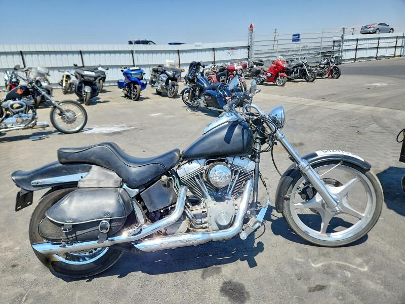 2002 HARLEY-DAVIDSON Softail Standard