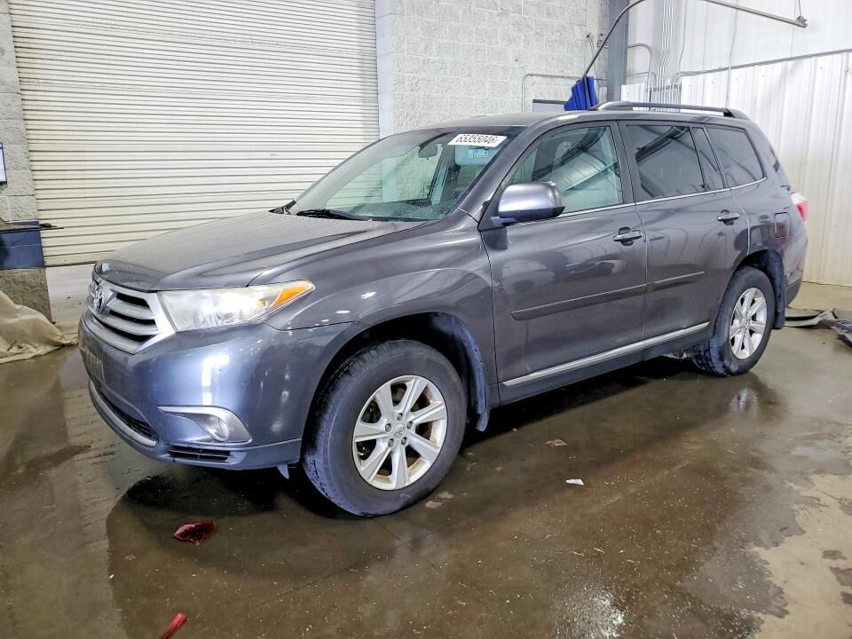2012 TOYOTA Highlander