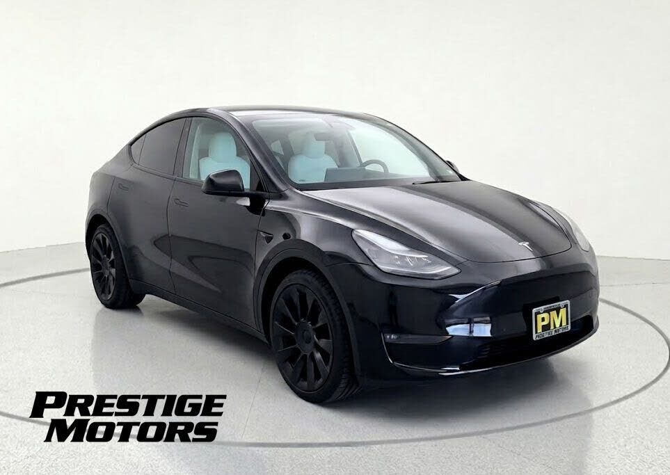 2023 TESLA Model Y