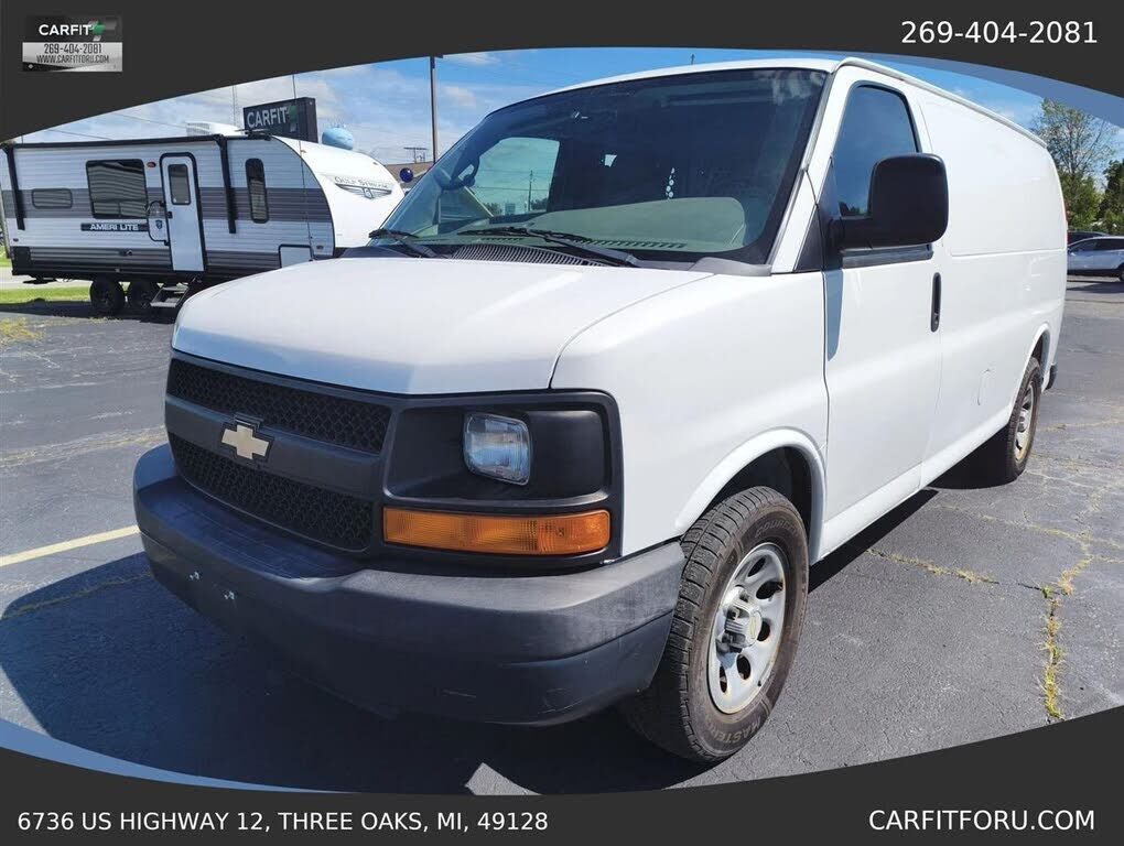 2012 CHEVROLET Express
