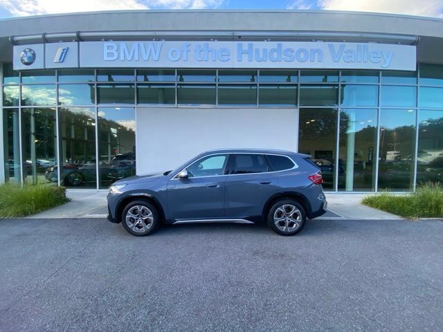 2023 BMW X1