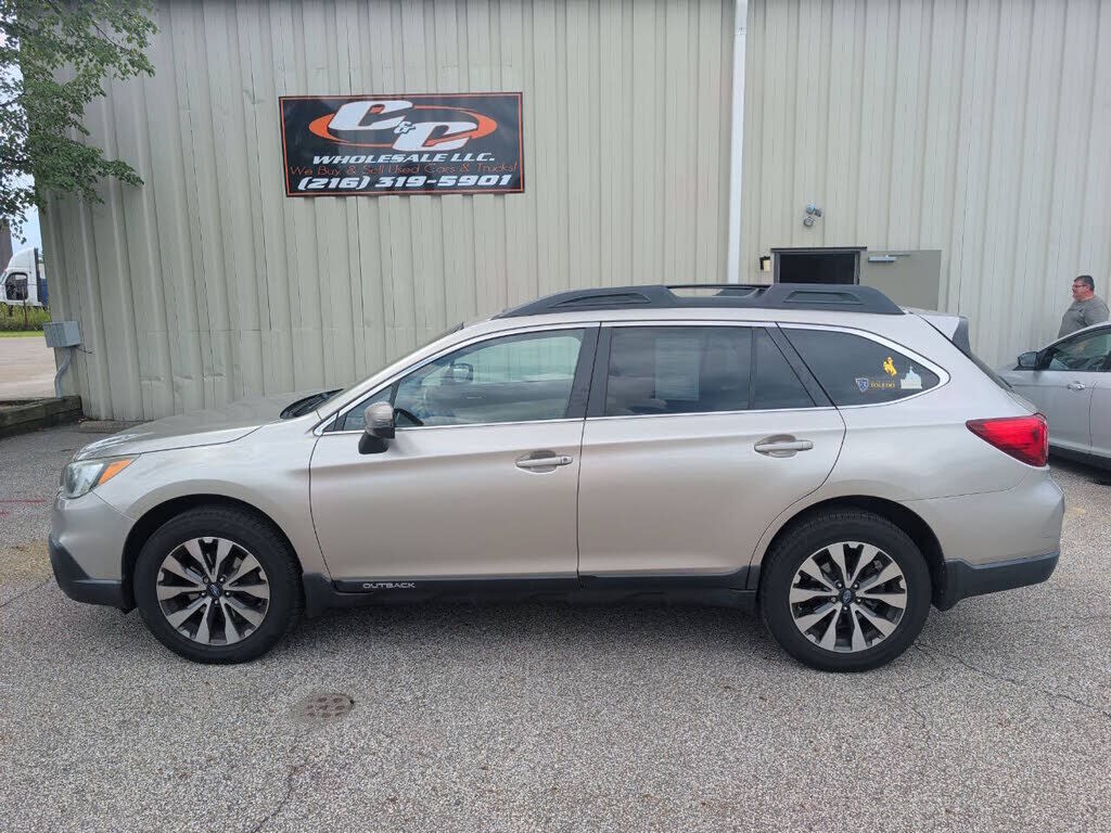 2015 SUBARU Outback