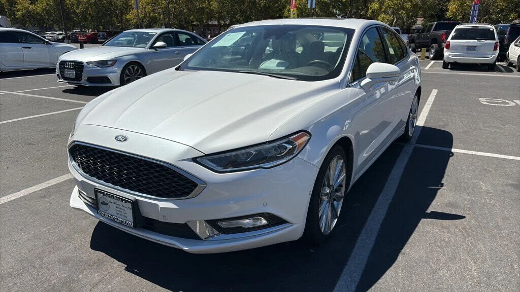 2017 FORD Fusion