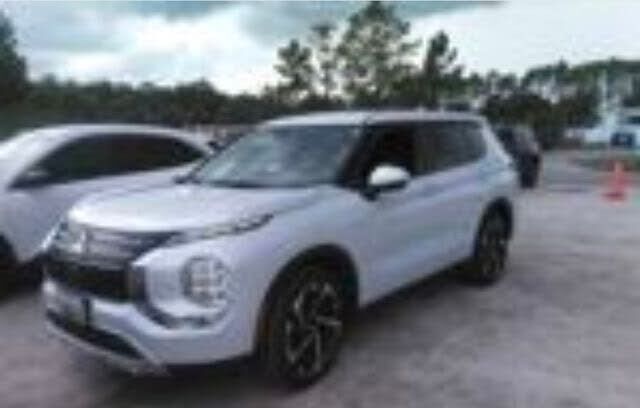 2024 MITSUBISHI Outlander