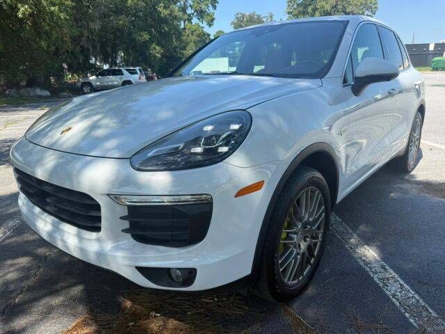 2016 PORSCHE Cayenne