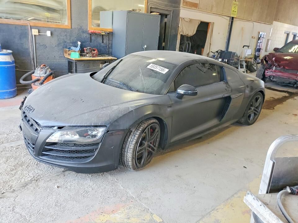 2012 AUDI R8