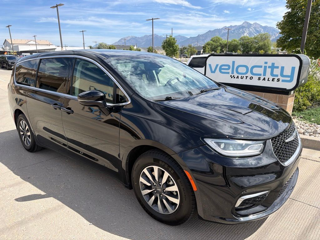2024 CHRYSLER Pacifica