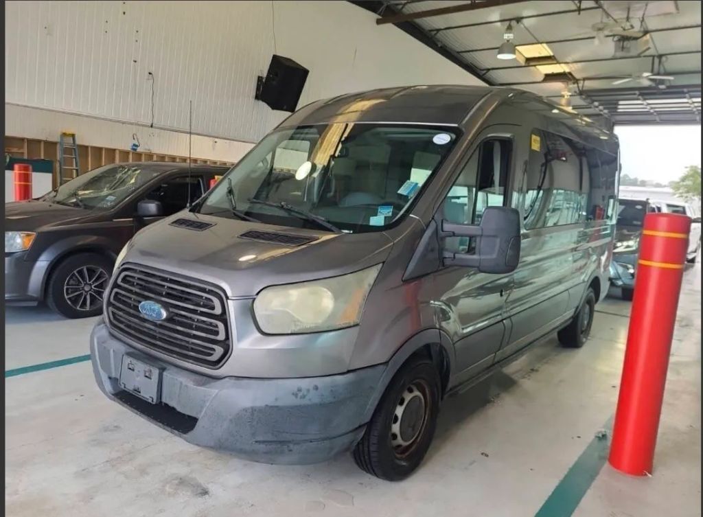 2015 FORD Transit