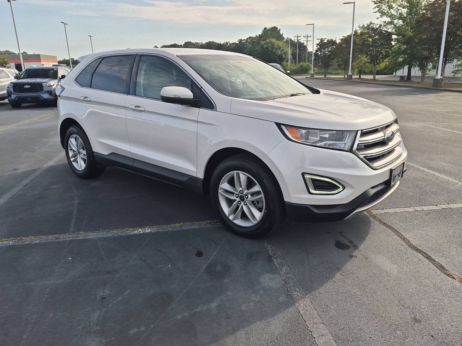 2017 FORD Edge