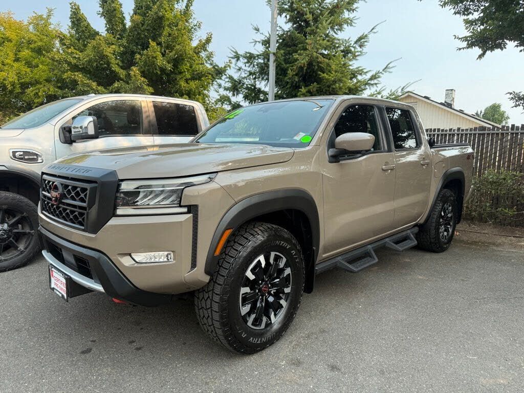 2022 NISSAN Frontier