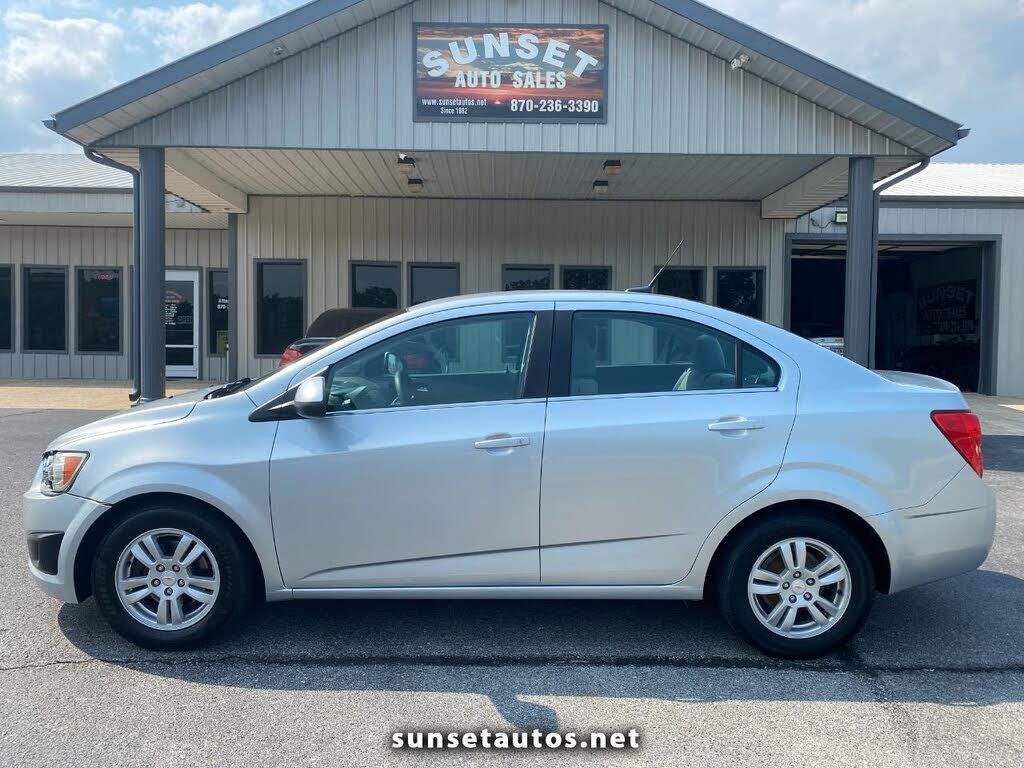 2012 CHEVROLET Sonic