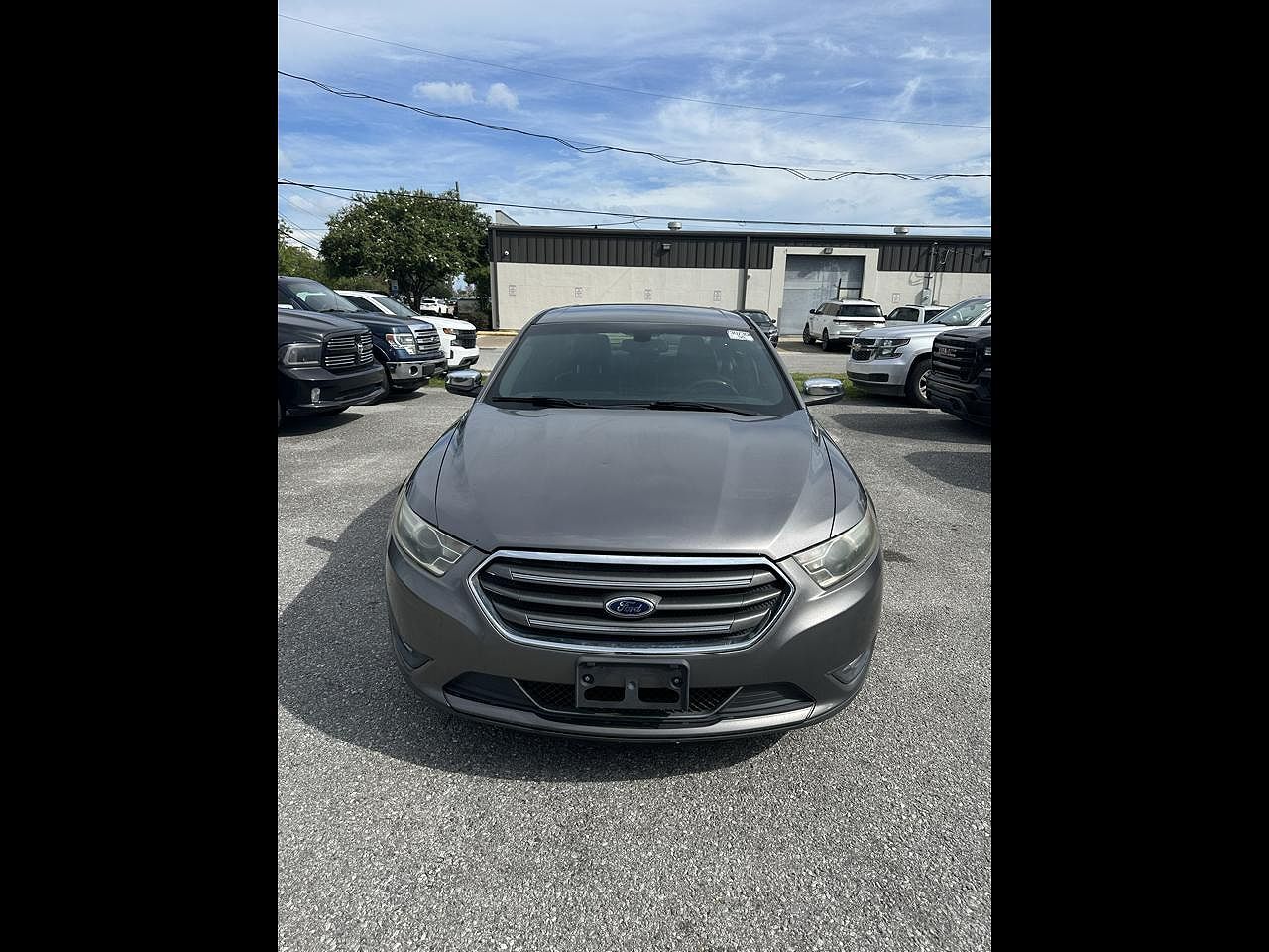 2014 FORD Taurus