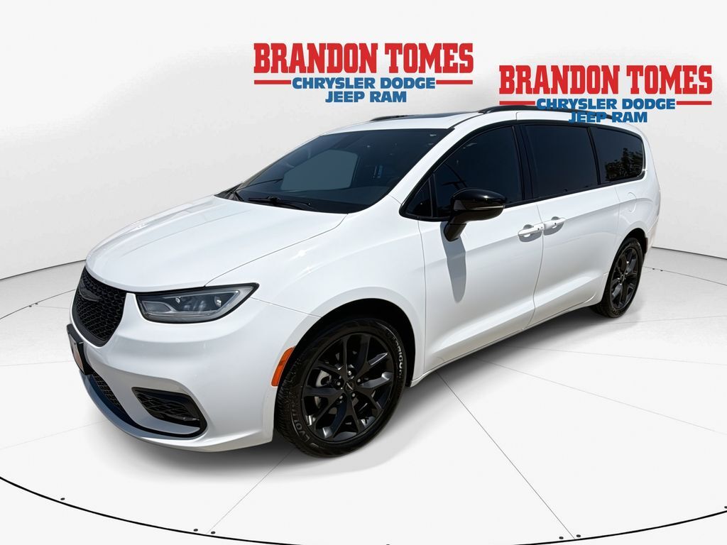 2025 CHRYSLER Pacifica