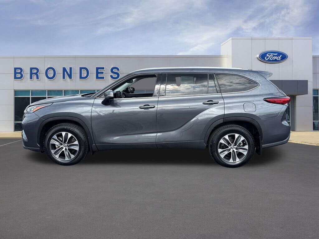 2020 TOYOTA Highlander
