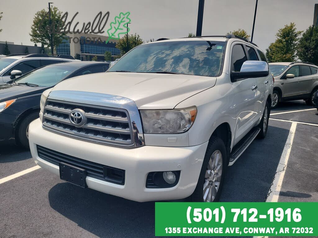 2011 TOYOTA Sequoia