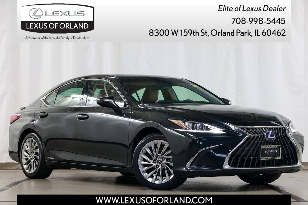 2022 LEXUS ES
