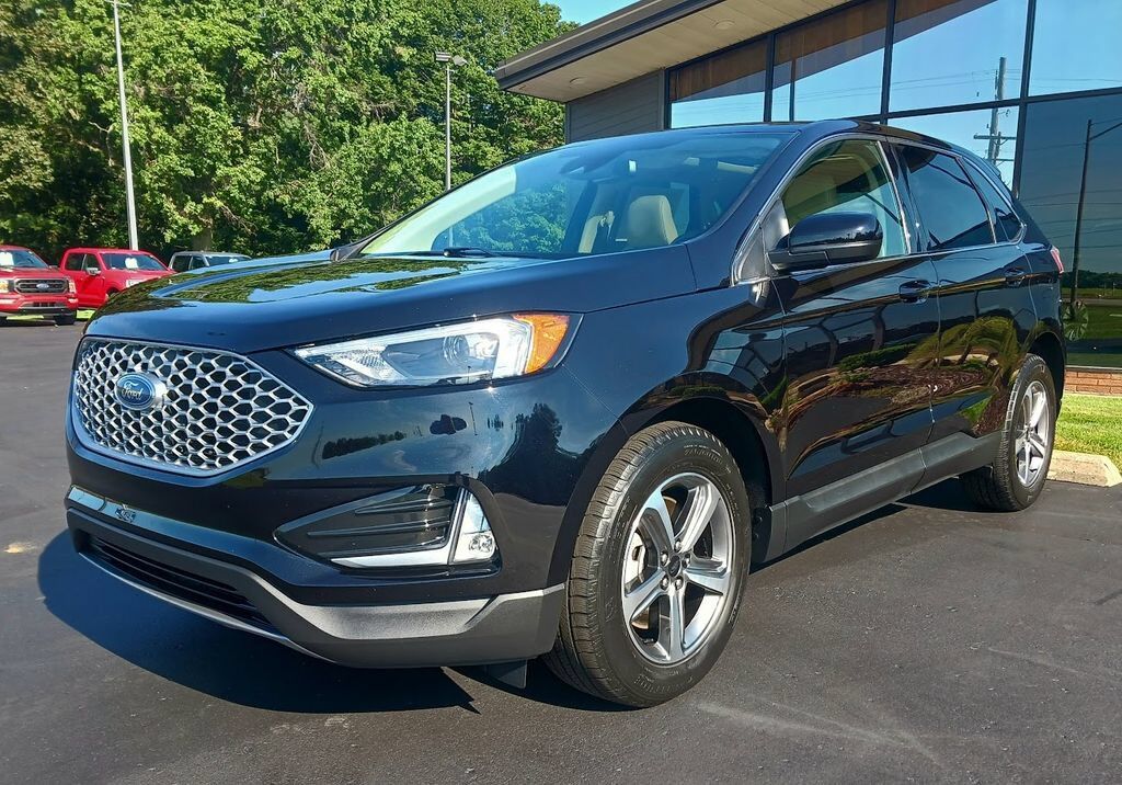 2023 FORD Edge