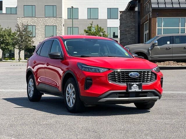 2024 FORD Escape