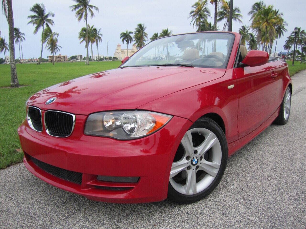 2011 BMW 1 Series