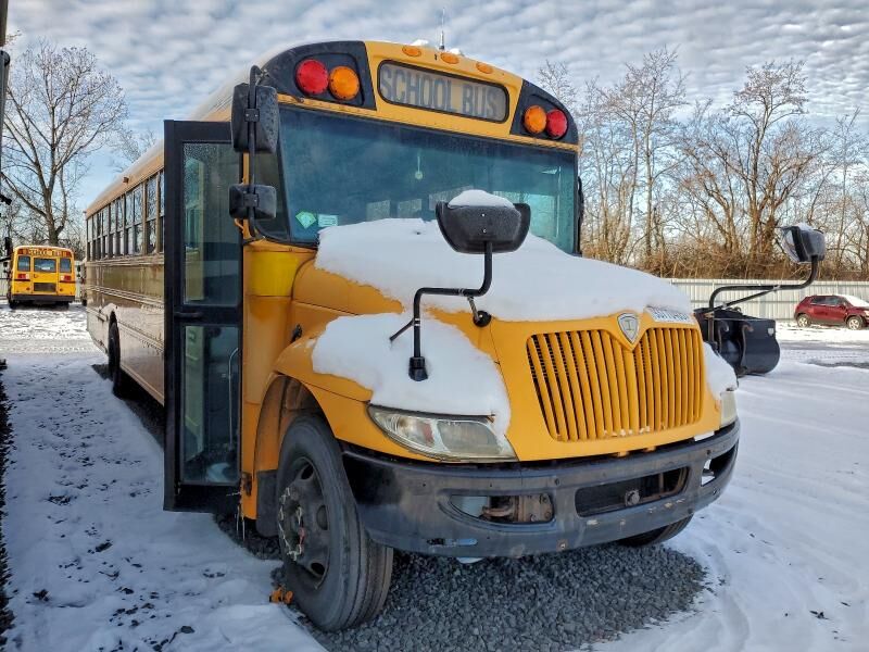 2012 IC BUS PB105