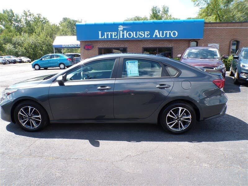 2023 KIA Forte
