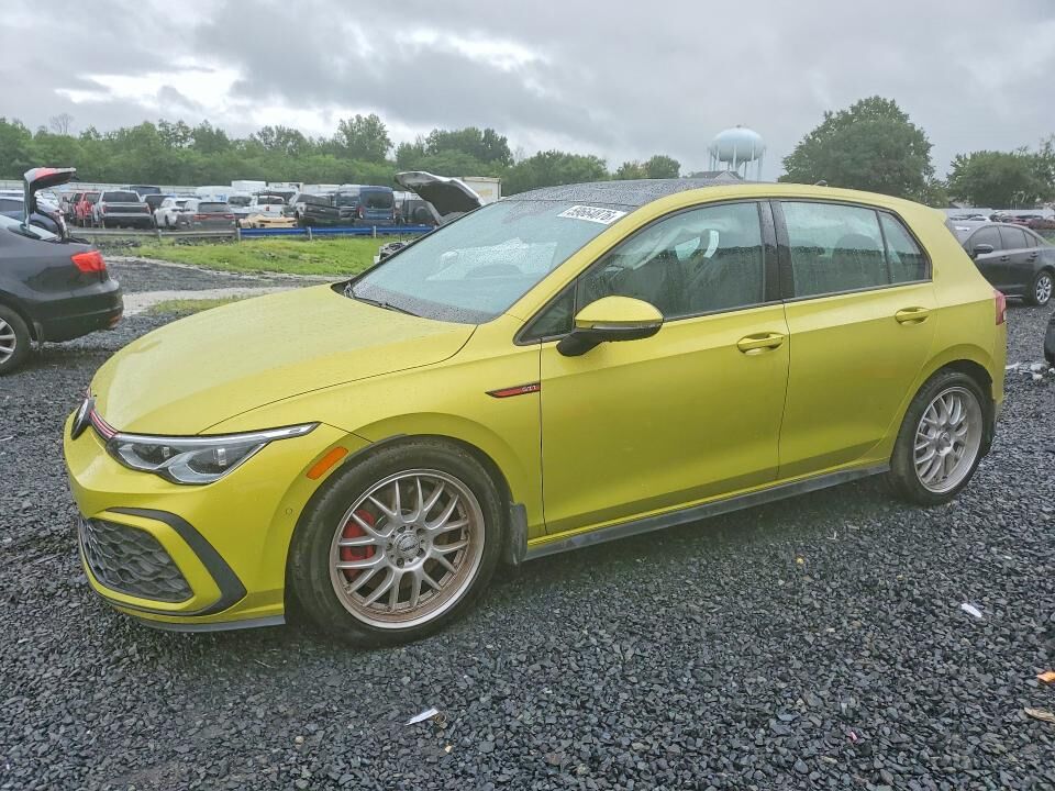 2022 VOLKSWAGEN Golf GTI
