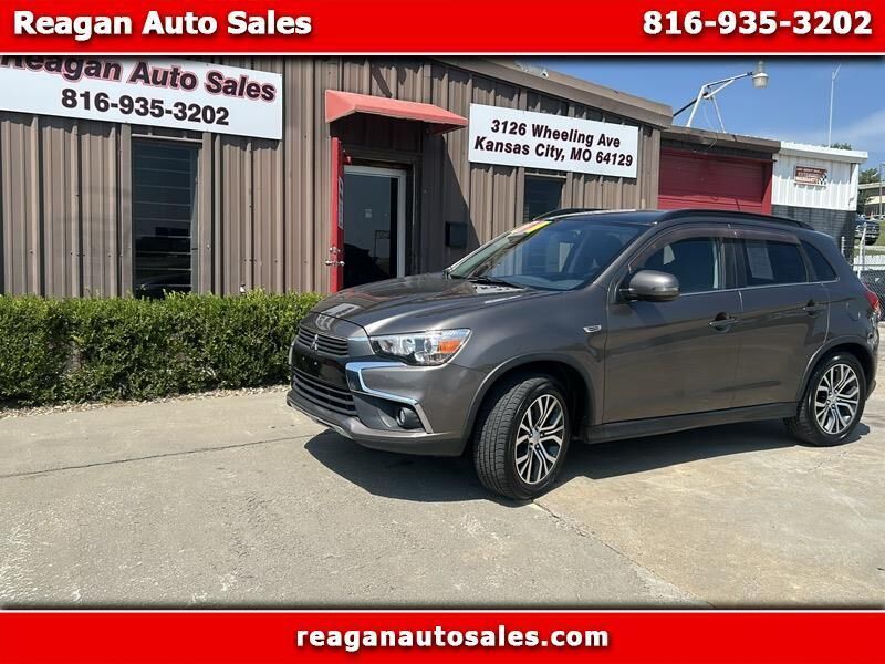 2017 MITSUBISHI Outlander Sport