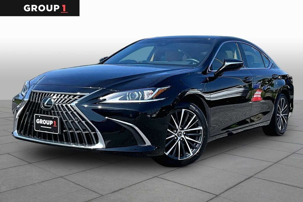 2025 LEXUS ES