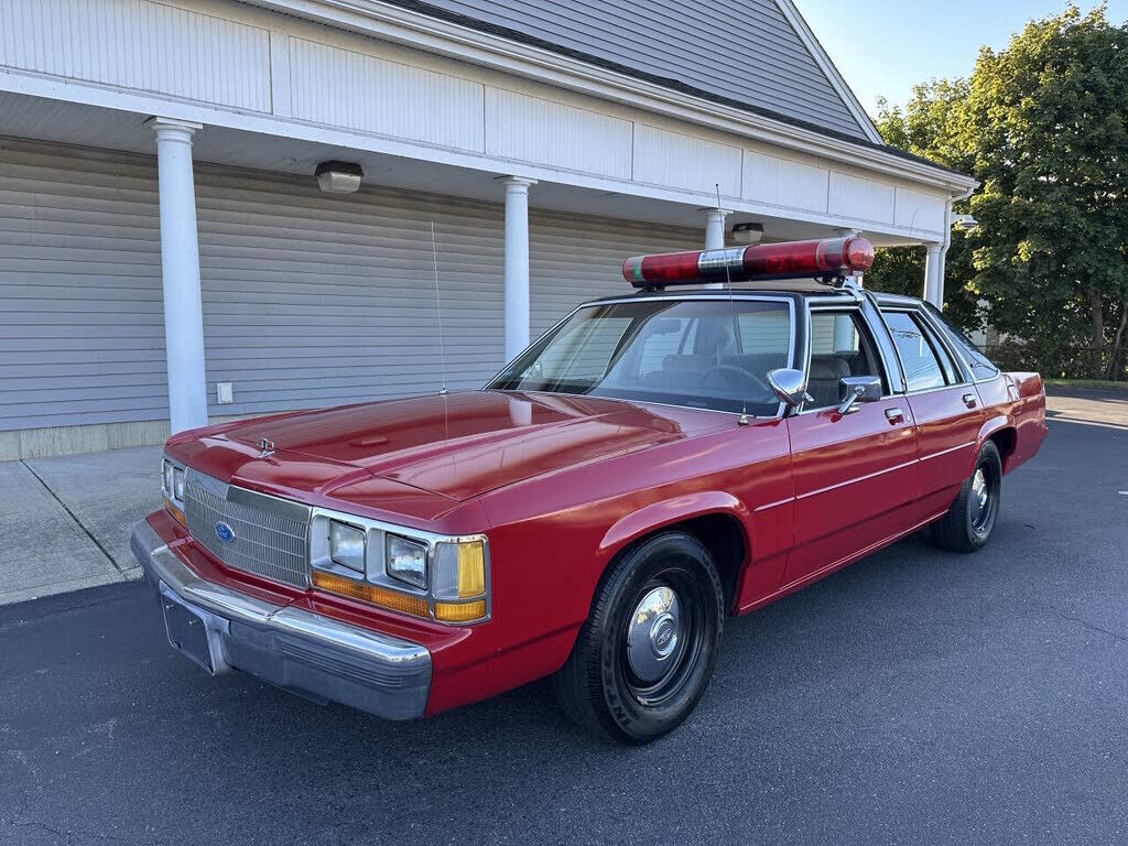 1990 FORD Crown Victoria