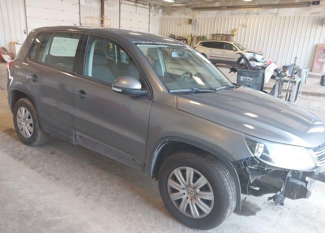 2013 VOLKSWAGEN Tiguan