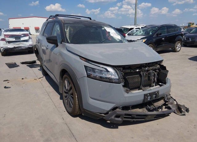 2024 NISSAN Pathfinder