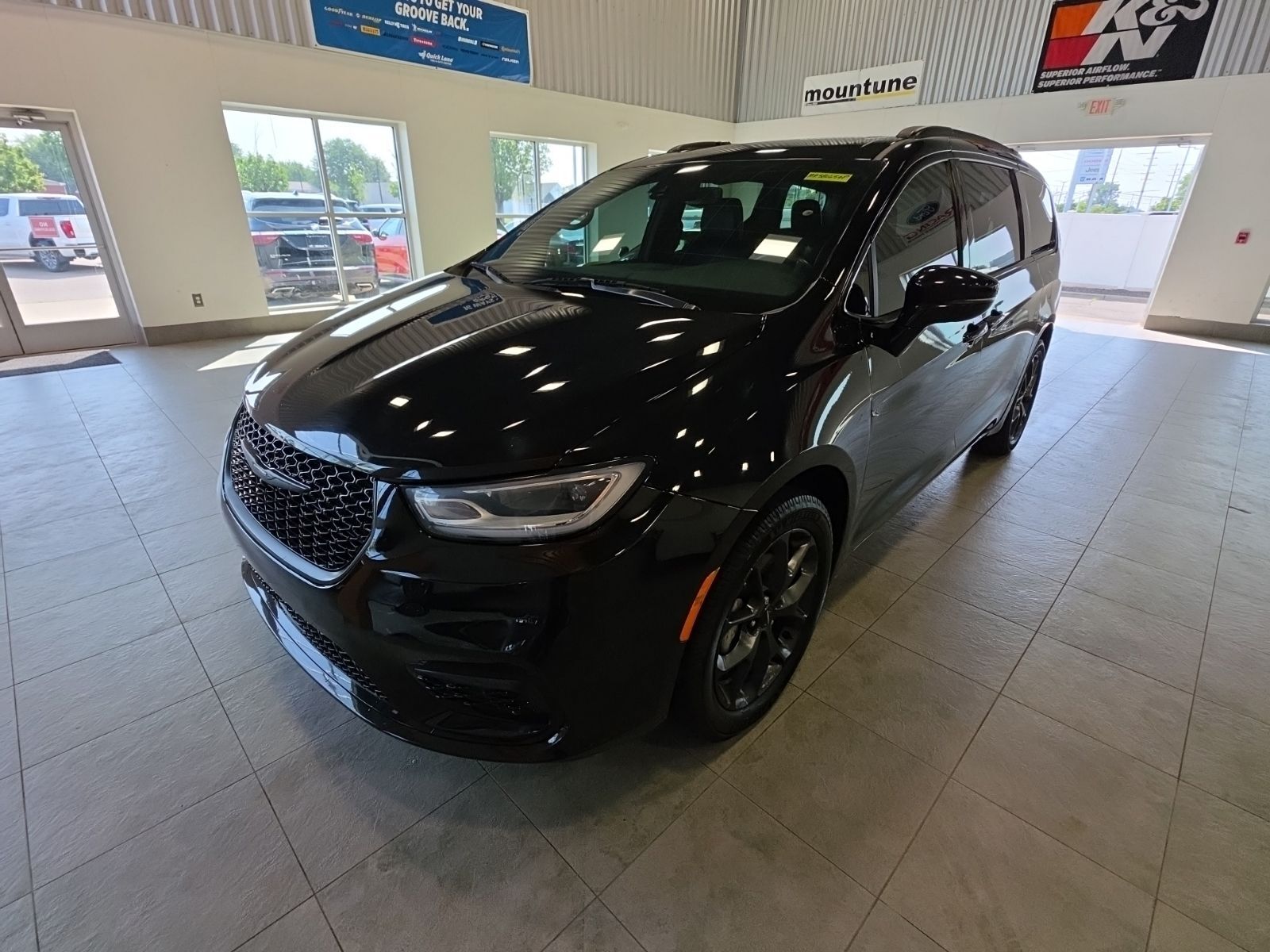 2021 CHRYSLER Pacifica