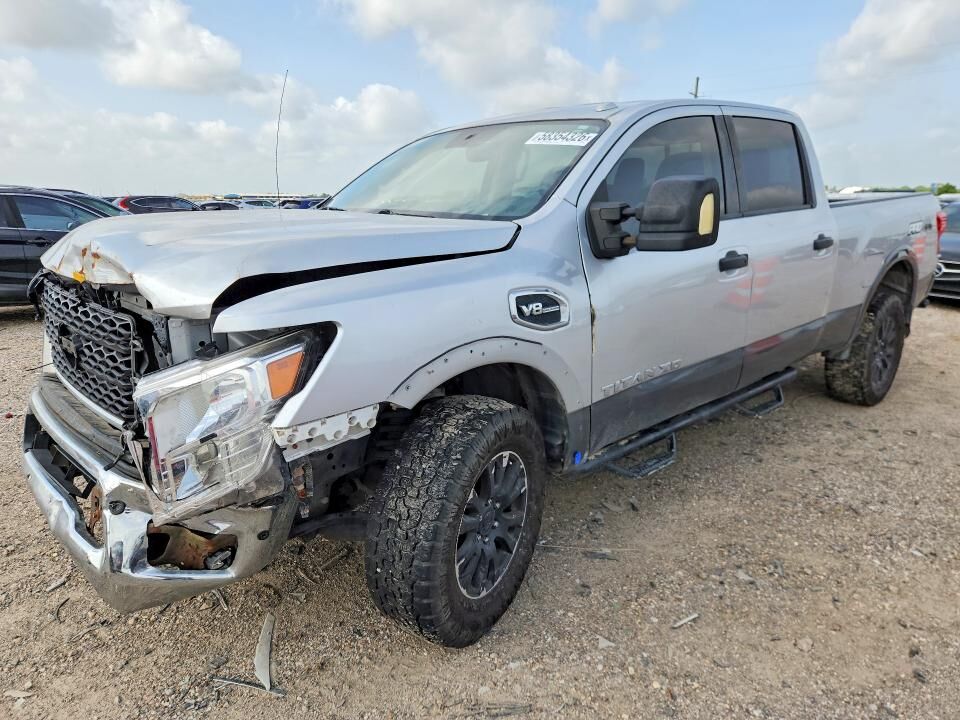 2019 NISSAN Titan