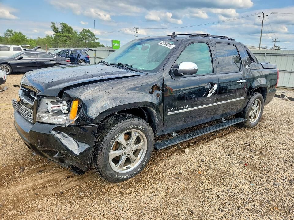 2013 CHEVROLET Avalanche