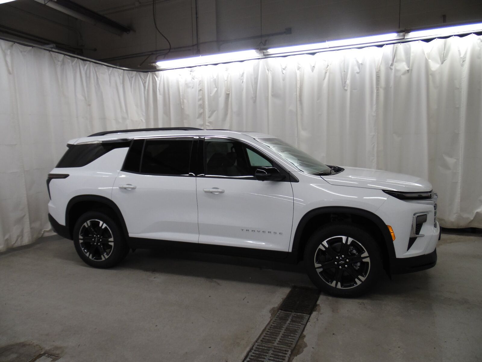 2027 CHEVROLET Traverse