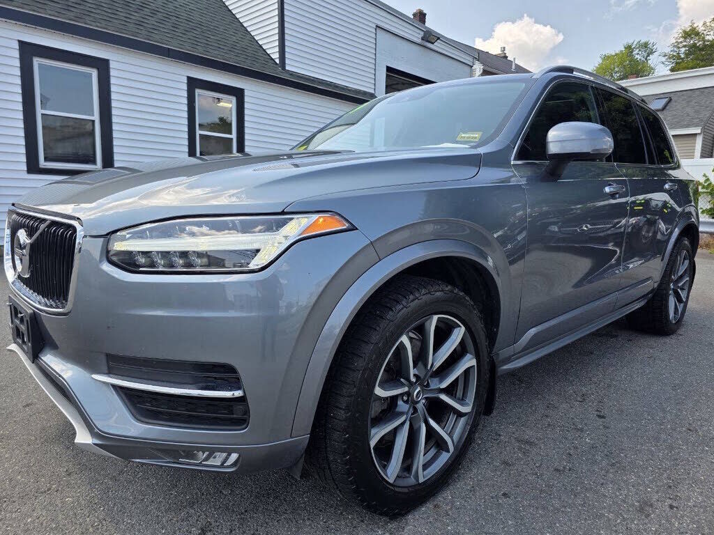 2019 VOLVO XC90