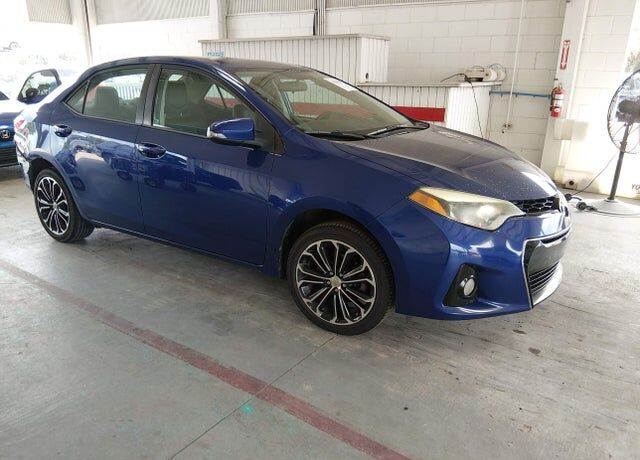 2015 TOYOTA Corolla