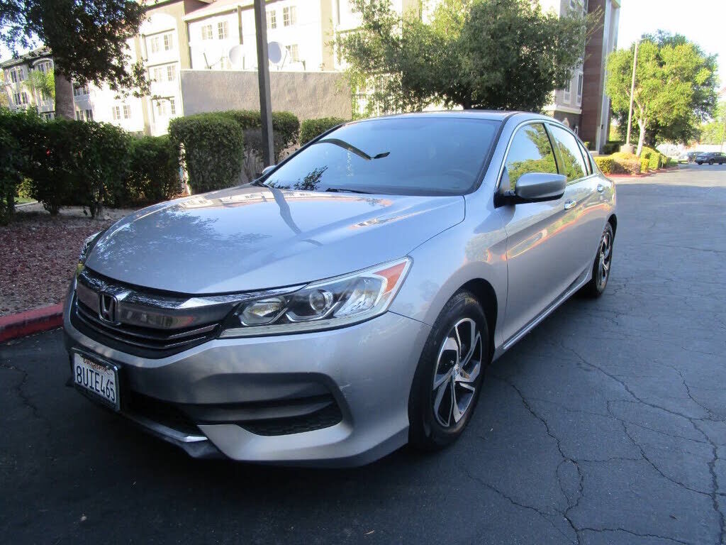 2017 HONDA Accord