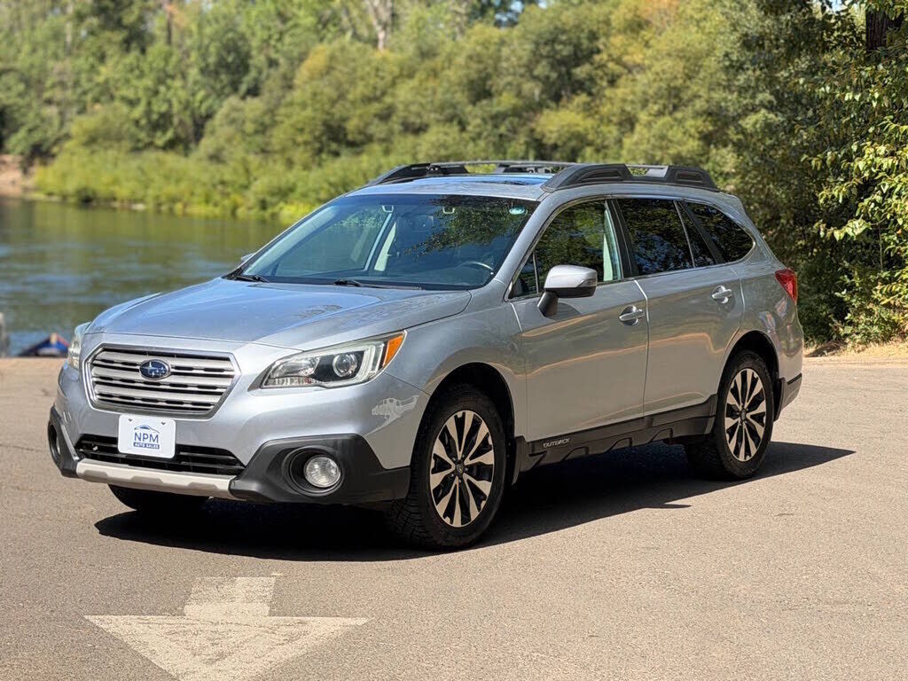 2015 SUBARU Outback