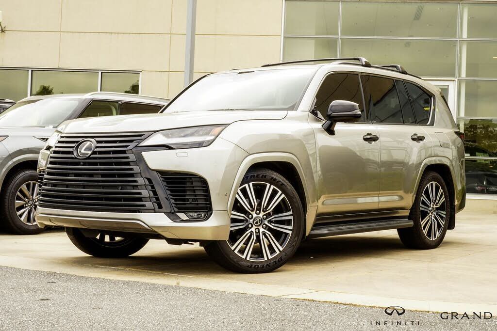 2025 LEXUS LX