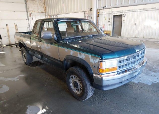 1993 DODGE Dakota