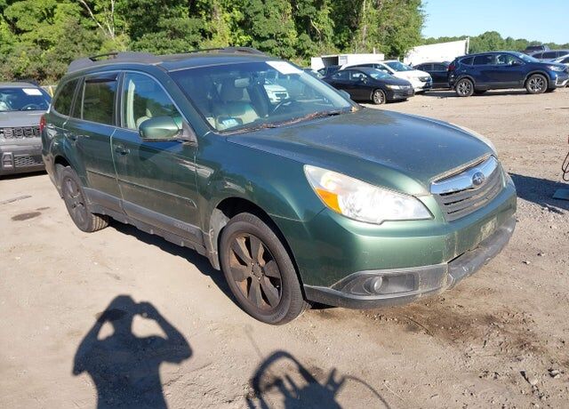 2012 SUBARU Outback