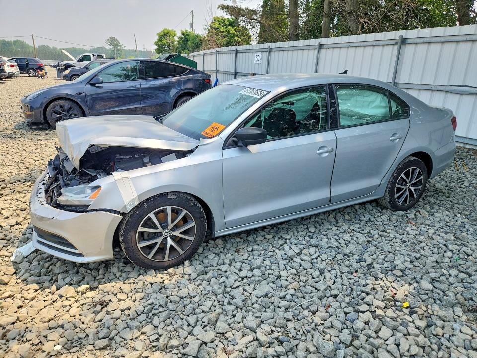 2016 VOLKSWAGEN Jetta