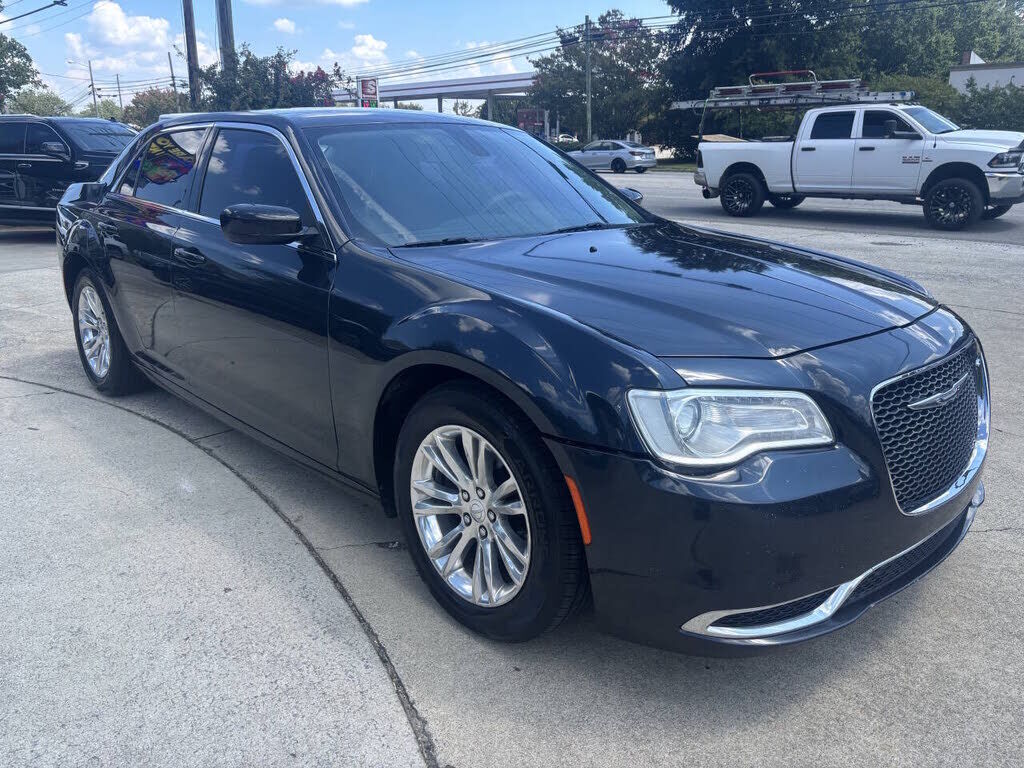 2017 CHRYSLER 300