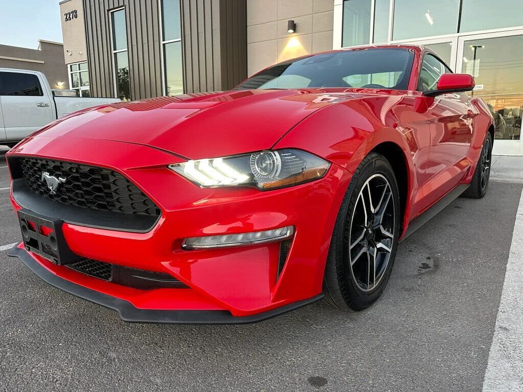 2022 FORD Mustang