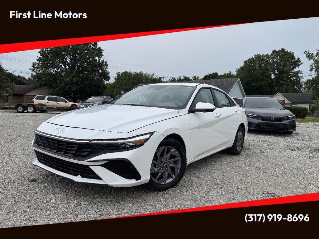 2024 HYUNDAI Elantra