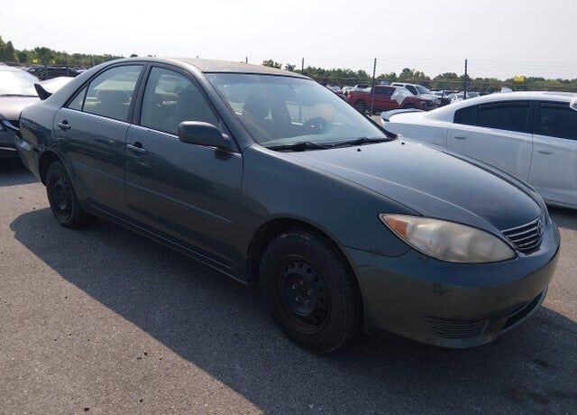 2006 TOYOTA Camry
