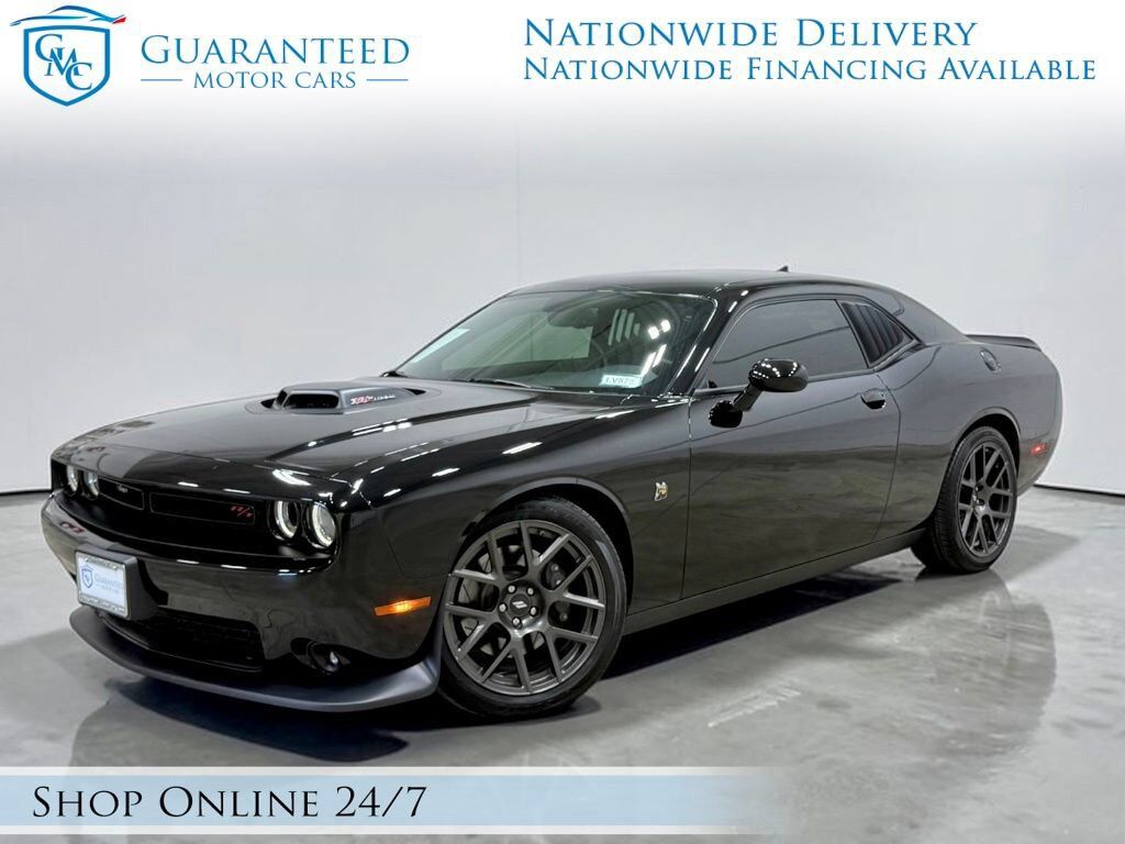 2017 DODGE Challenger