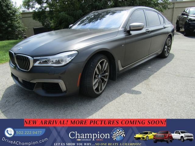2017 BMW M7