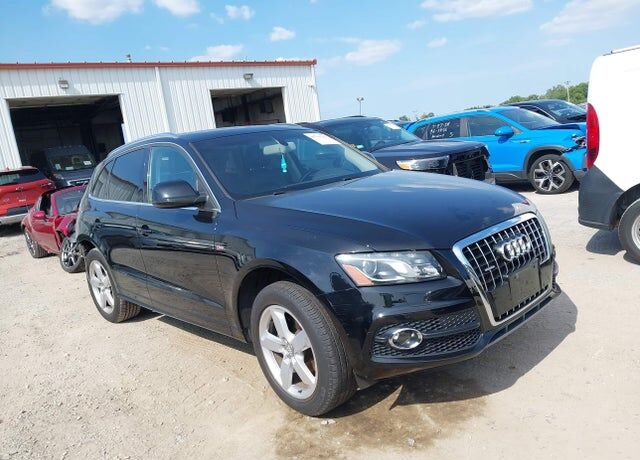 2011 AUDI Q5